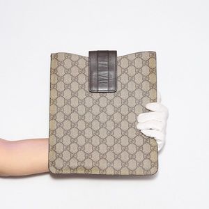 💝SOLD💝Authentic Gucci IPad case
